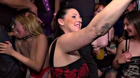 Public blowbang and jizz feast for nympho