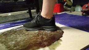 Lola Paige Stuck in Glue in Shoes