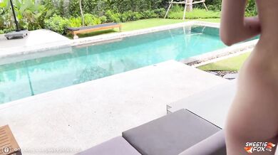 Sweetie Fox, Diana Rider, ArinaFox Sex Training On Villa