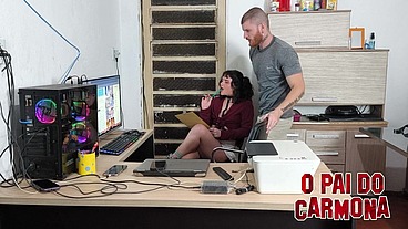 Os Carmonas fodendo o cuzinho da Candy Crush no pelo