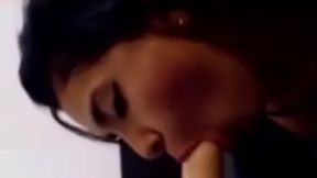 pendeja hermosa me chupa la pija en mi camioneta