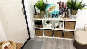 Pizza delivery girl gets doggy-style fucked in hallway while wife is at work