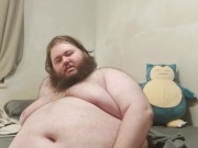 Massive 550lb Superchub jacks off