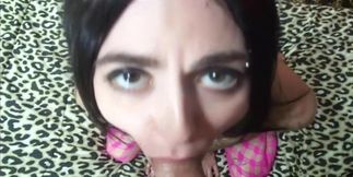 SEXY SLIM MODEL SRENA MOON SUCKS ITALIAN DICK