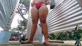 Surprised Latina with a big booty in the beach cabin