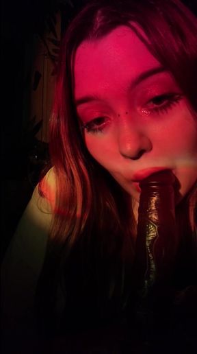 Russian slut sucks dick before going to bed))