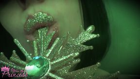 The most mesmerizing  golden lipstick