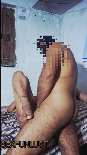 Sexy Bhabhi Richa Ki Hot Chudai Pati Ke Dost Ne Ki