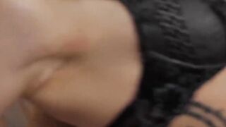 Redhead Lesbians Face-Sit Fetish - Red Head Girl Sits On Blondie With Big Ass