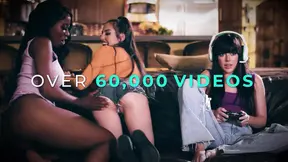 Ebony masseuse licks big tittied Taylor Gunner's pussy