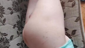 Live webcam chat with a hot guy and his big cock - dont miss the hot cumming action!