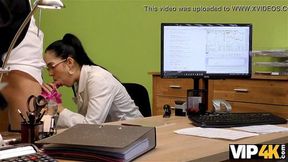 VIP4K Hot Elis with glasses gives her pussy for drilling to the loan agent