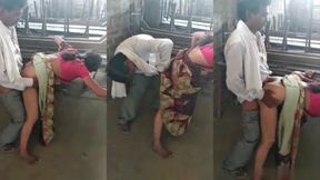 Pabnar ak bhai taar boro bhai ke nijer bou ke chodte deye