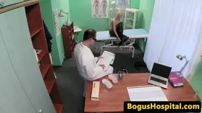 Real euro patient squirting while fingered