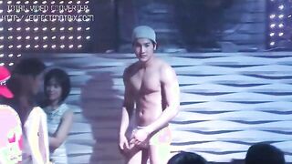 Homemade teen with pretty face twitches to get his 8-bit app!