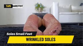 Delight of wrinkled soles with oil on them (4)