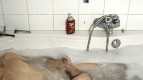 Jerk in bathtube