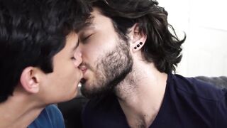 LecheLatinos.com - Jock sucks off a hung top before a straight bareback fuck and faci