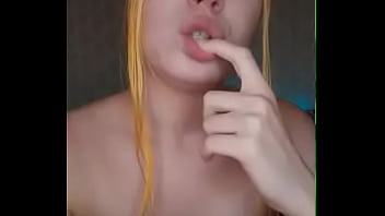 Развратная студентка забыла выключить скайп после разговора, и вот что произошло...