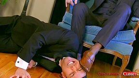 GentlemensCloset: Dom Gary Buchanan Demands Feet Worship From Fernando Reve