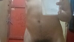 Amazing skills of the queen, looks like shes been doing this for a while