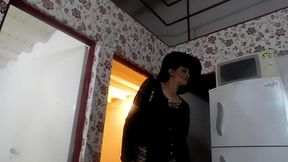 vino un fans a ver como filmabamos un video y en el descanso lo hice chuparme la concha