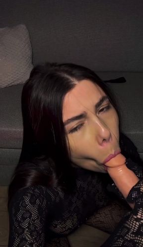 Professional black adult gives a deepthroat blowjob in a solo session