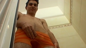 UndieTwinks.com - European Jake Idol masturbation in the bath