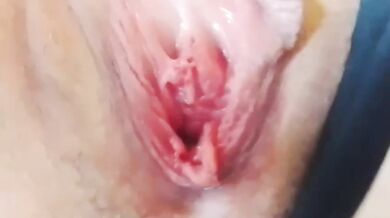 Verified Italian Solo Female Bella Fica Aperta Gushing Choked Sex Toy Catch