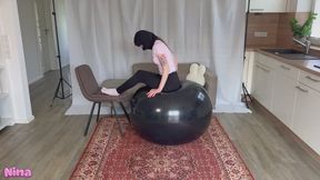 Big Black Shosu Beach Ball Bounce & Deflate