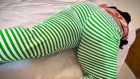 Saudi Arabia Huge Booty BBW Hot College Girl Doing Her Creampie Homework With Dildo In Living Room!