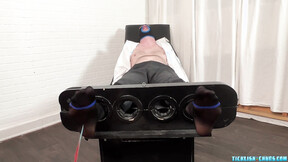 ”Bear Matt Enjoys His Ticklish Session With Sub John Spencer”