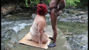 BBW Hotwife Getting Fucked Outdoors on a Creek by Black Pornstar
