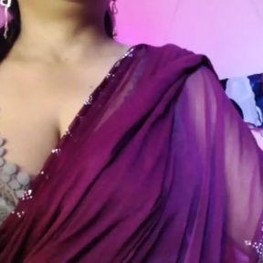 Desi Bhabhi Takes Out Her Juicy Boobs and Crushes Them.