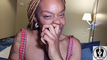 FETISH EBONY BUG NOSE PICKING NOSTRILS SNOTS LICK THEM