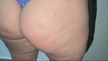 Mature big butt housewife seducing sending sensual strip dance videos for husbands friends