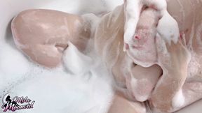 Bathub playtime, watch me clean my hole...