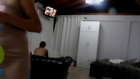 un fans se gana 3 dias con una actriz porno y solo aguanto uno ...