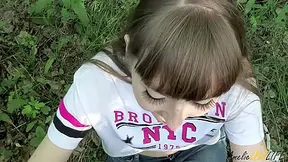 Student 18+ Sucked Me Outdoors And Swallowed Cum