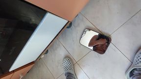 Amateur wife preparing food naked in the kitchen. Latina hairy pussy, big ass.