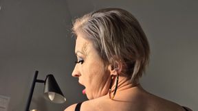 Crazy Ride on the Mechanical Dildo