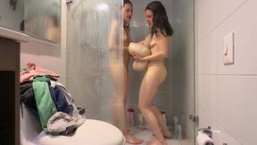 Moments of fun between Scarlett and Chanel