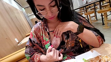 Aquele boquete em público que foi indispensável - Amy Yamaguchi