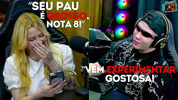 A Ninfeta Viamms Avalia o Mastro do Ruan e deu uma boa nota, ser&aacute_ que ela gostou da Rola dele? - P&aacute_pum no Barraco!