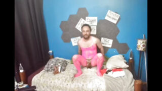 Fetisj hjemmelaget amatør homofil action med dyp strupe og rumpe bankende