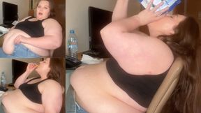 Your secretary got so FAT (480 MP4)