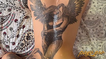 Primera cita de tinder y me corro en su tatuaje - Melania dark Payo Pro