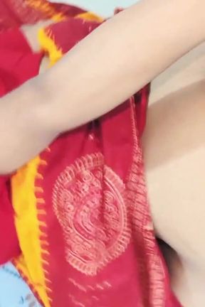 Newly Married Desi Indian Wife Hardcore Sex in Saree and Creampied