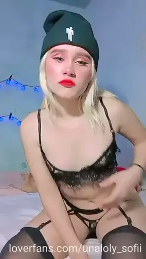 Quierés ver? Aquí chica blanca comienza a jugar ,un set de varios vídeos que no te puedes perder!!!