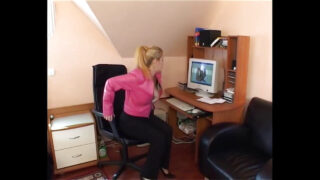 Barmfager moden milf cougar med store pupper blir anal pult og suger deretter kuk før misjonær cumshot